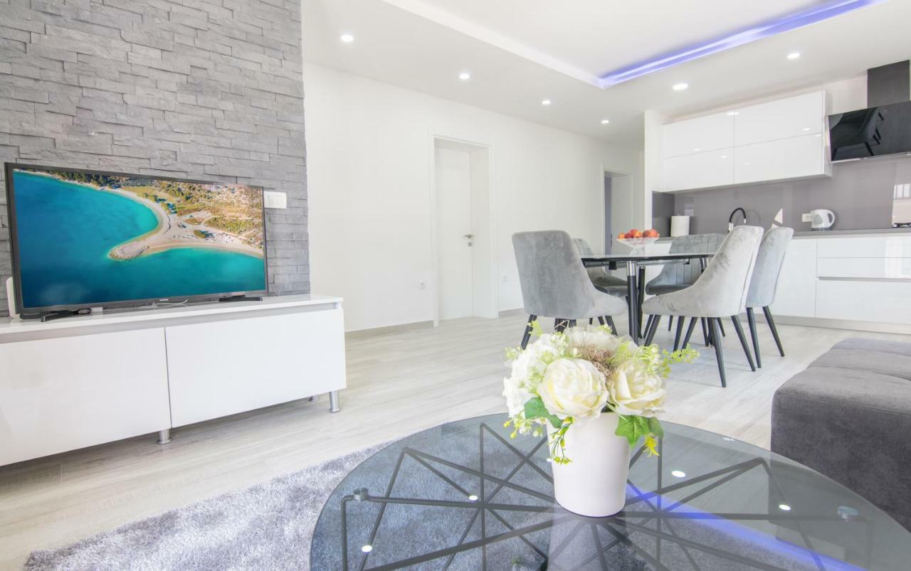 Apartamento Zora Makarska